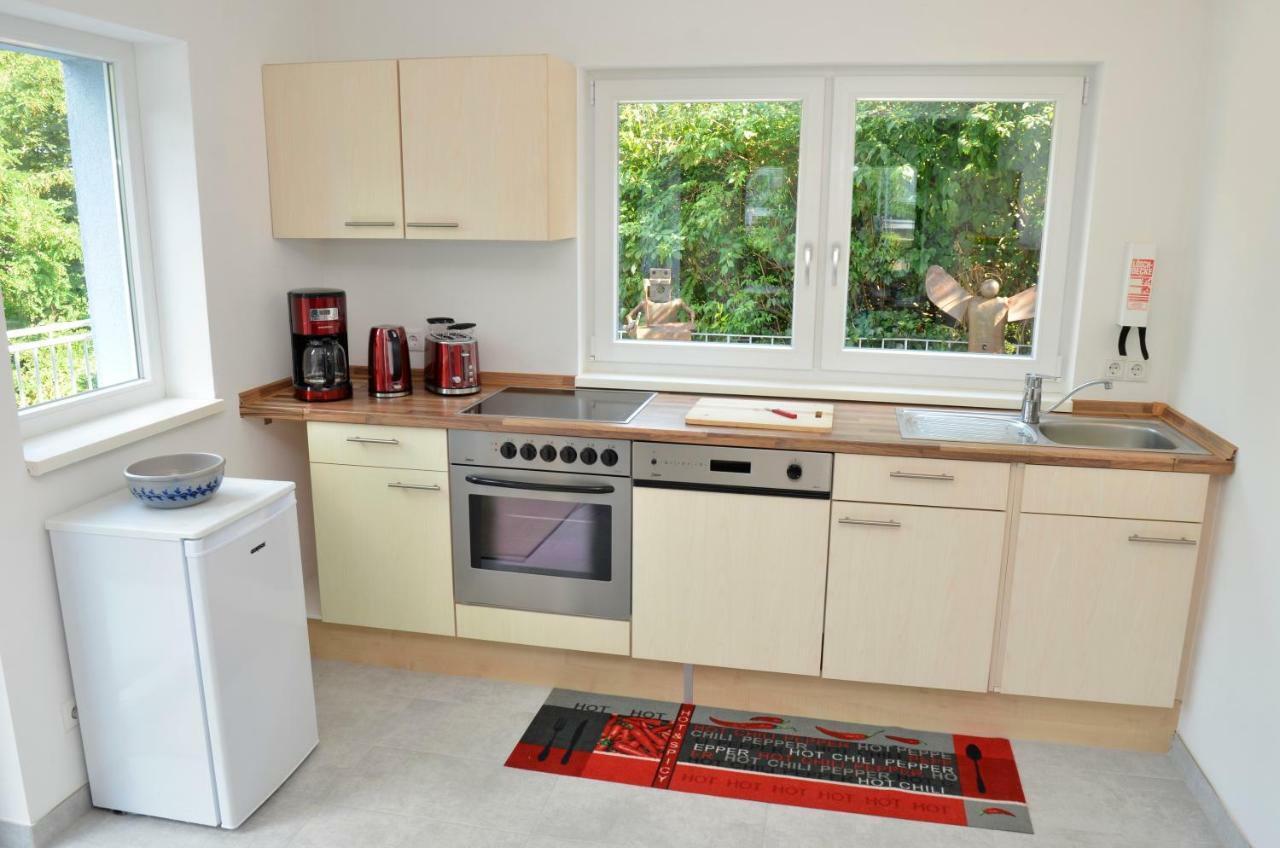 Ferienwohnung Uhuherz Нойштадт-ан-дер-Вайнштрасе Экстерьер фото